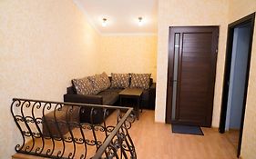 Royal Rest Townhouse