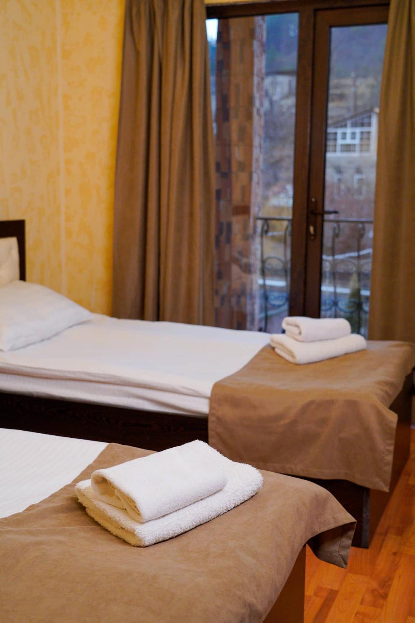 Вилла Royal Rest Townhouse Дилижан Экстерьер фото